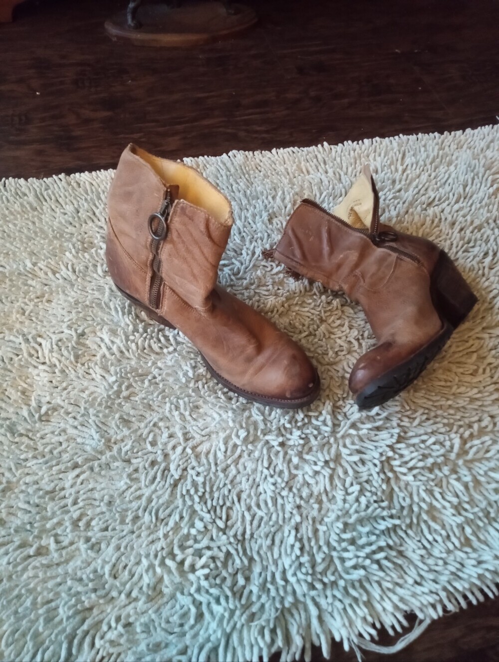 Women's Sz 10B Justin Boots Brown Leather Ankle Booties with Side Zip MSL101